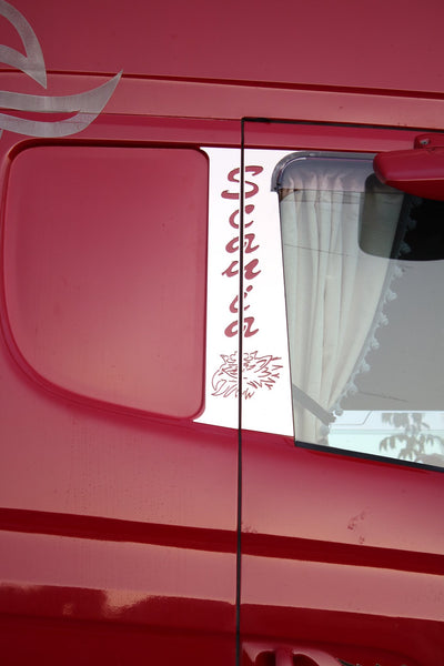 COD. TF-041SC-L - DOOR PLATE KIT WITH "SCANIA" WRITTING AND GRIFFIN 4 PCS Scania L