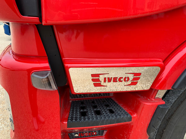 COD. TF-029IV-48 - UNDER DOOR PLATES Iveco Stralis 480